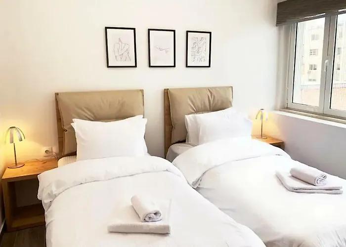Cosmosdome / Best Apartment In The Heart Of Athens !