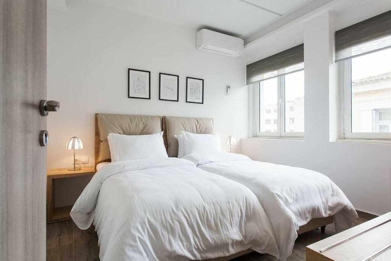 Cosmosdome / In The Heart Of ! Apartment *