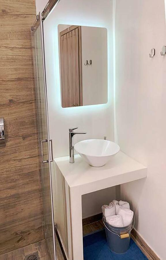 Cosmosdome / In The Heart Of ! Apartment Athens